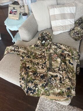Men’s Camo Hooded Jacket - Sub alpine